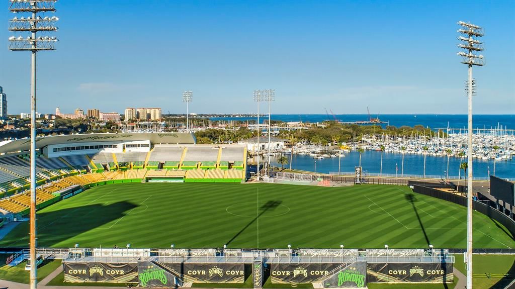 Located within minutes to Marina's & The Rowdies home field, Al Lang Stadium.