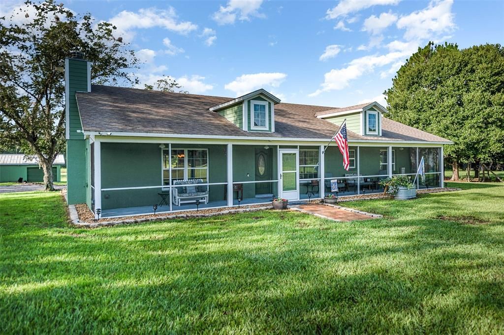 Recently Sold: $555,555 (3 beds, 2 baths, 1792 Square Feet)