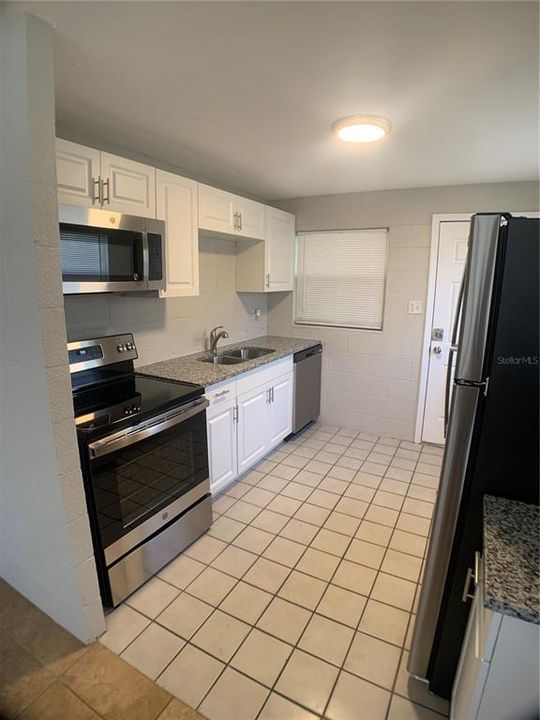 Recently Rented: $1,000 (2 beds, 1 baths, 624 Square Feet)