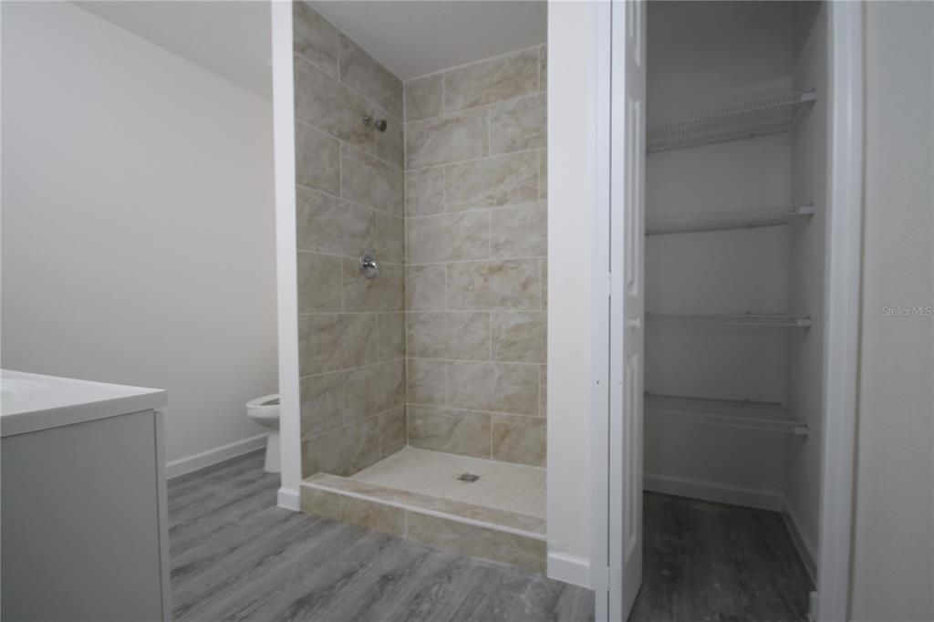 最近租的: $1,599 (3 贝兹, 2 浴室, 1371 平方英尺)