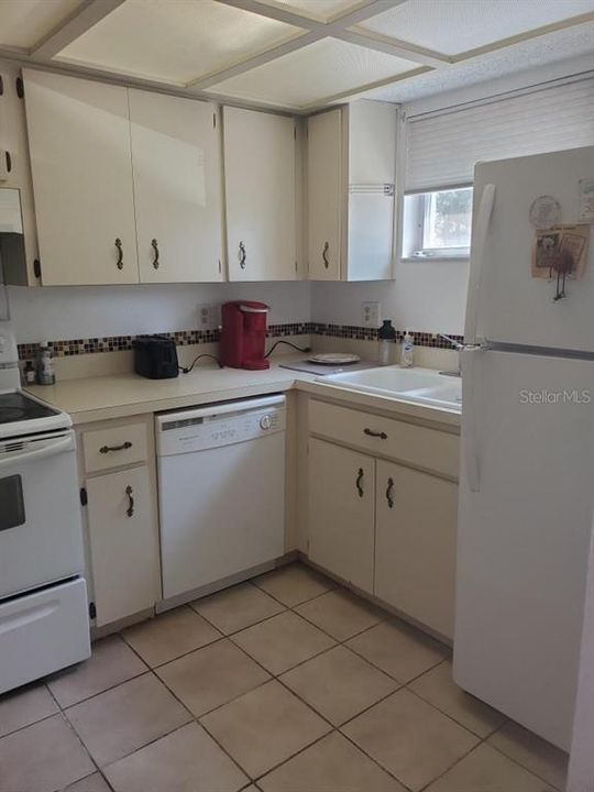 Recently Sold: $63,000 (1 beds, 1 baths, 668 Square Feet)