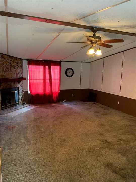 Recently Sold: $110,000 (3 beds, 2 baths, 1404 Square Feet)