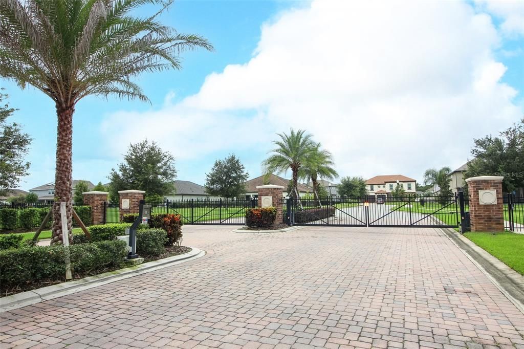Recently Sold: $825,000 (5 beds, 4 baths, 4270 Square Feet)