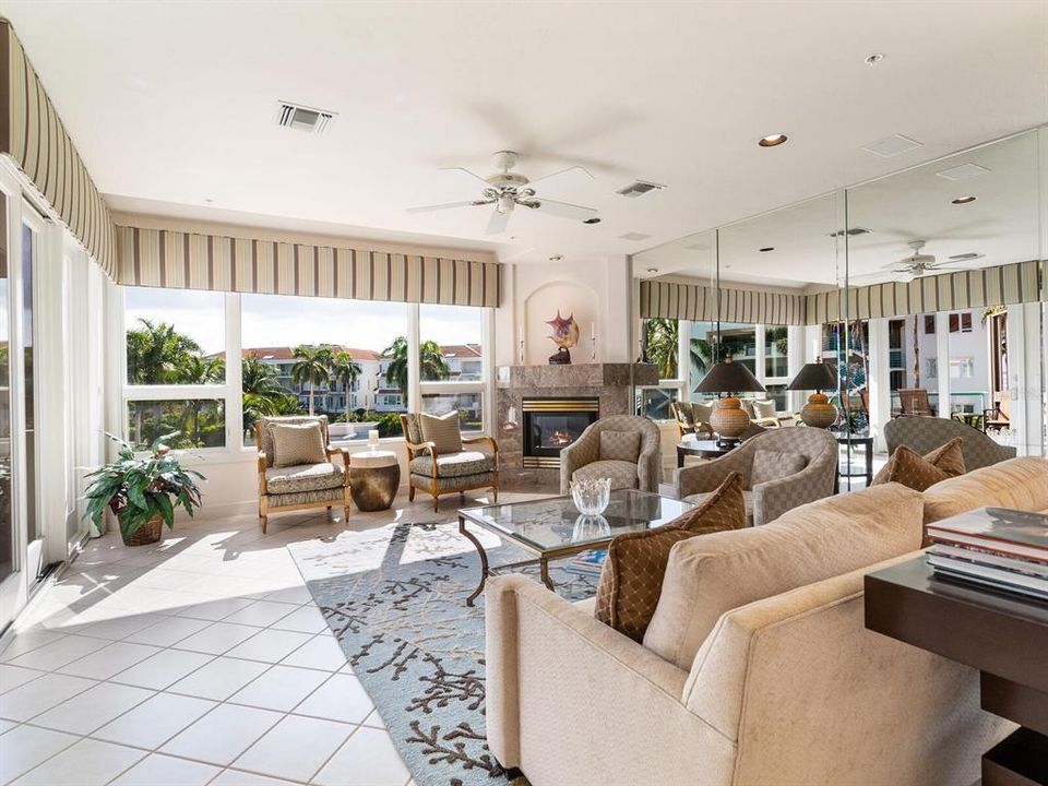Recently Sold: $1,200,000 (2 beds, 2 baths, 2350 Square Feet)