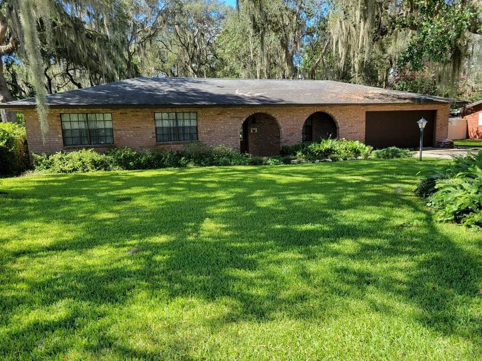 Vendido Recientemente: $330,000 (3 camas, 2 baños, 1963 Pies cuadrados)