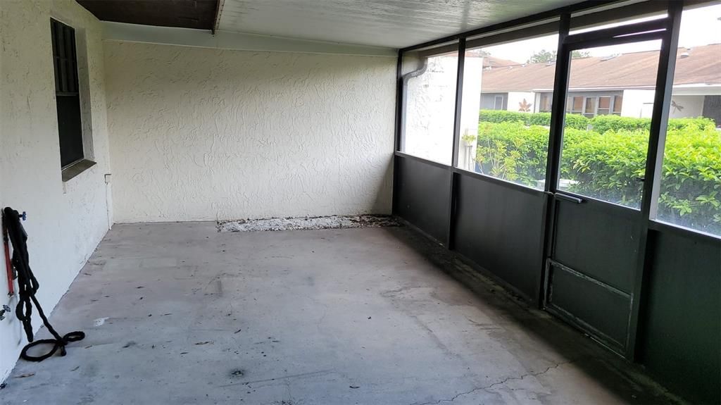 Vendido Recientemente: $180,000 (2 camas, 2 baños, 1113 Pies cuadrados)