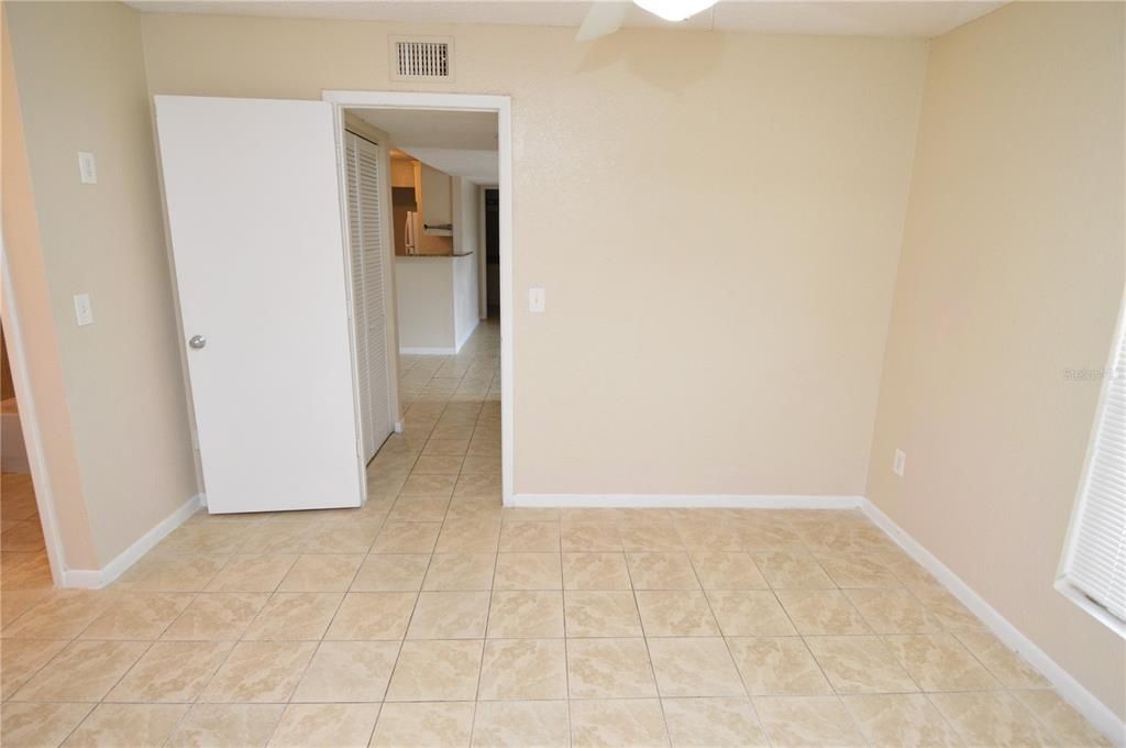 Recently Rented: $1,385 (2 beds, 2 baths, 1000 Square Feet)