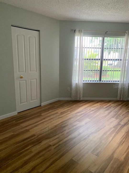 Recently Rented: $1,395 (2 beds, 2 baths, 820 Square Feet)
