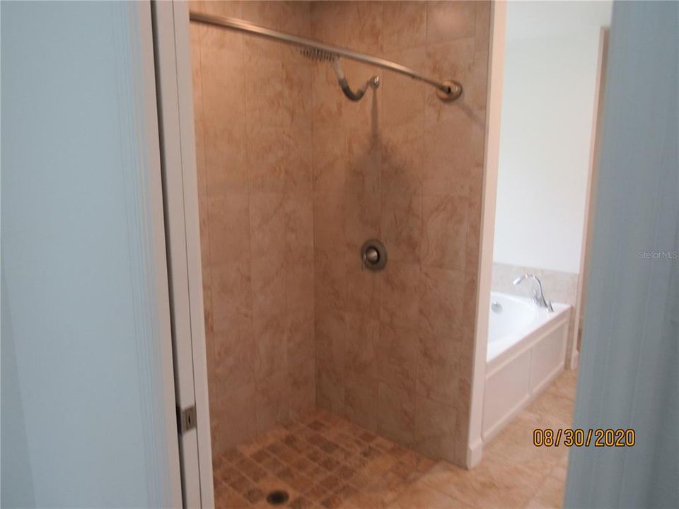 最近租的: $1,695 (3 贝兹, 2 浴室, 1489 平方英尺)