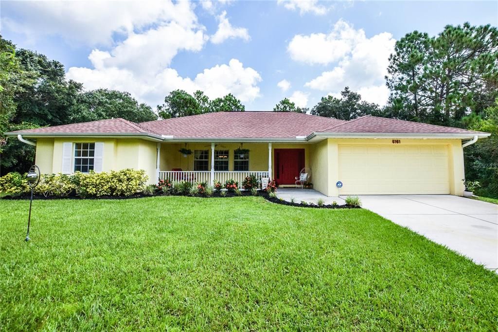 Vendido Recientemente: $395,500 (4 camas, 2 baños, 2286 Pies cuadrados)