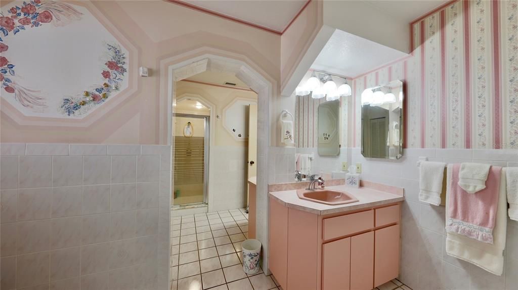 最近售出: $629,900 (3 贝兹, 2 浴室, 2781 平方英尺)