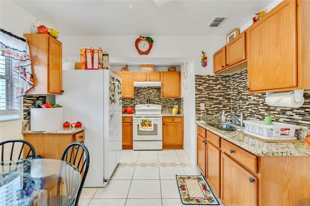 Vendido Recientemente: $369,900 (0 camas, 0 baños, 1826 Pies cuadrados)