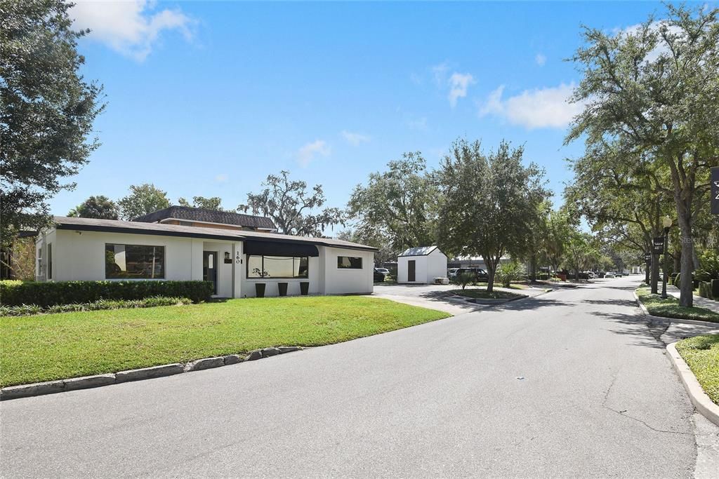 Recently Sold: $425,000 (0 beds, 0 baths, 1208 Square Feet)