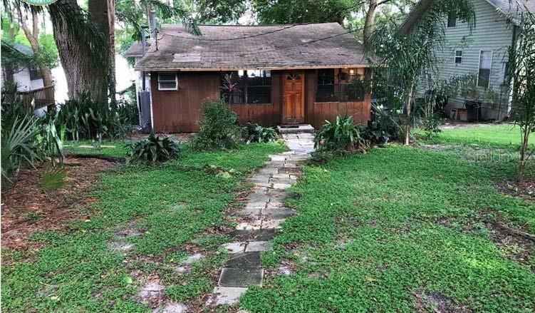 Recently Sold: $220,000 (2 beds, 1 baths, 1320 Square Feet)