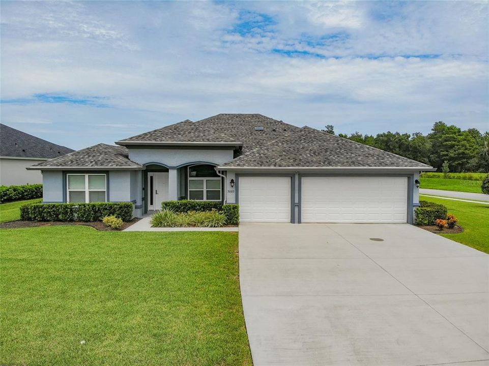 Recently Sold: $554,900 (3 beds, 2 baths, 2357 Square Feet)