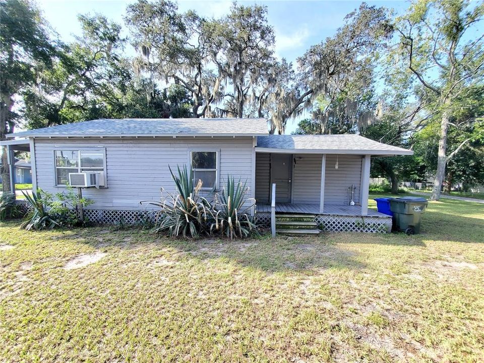 Recently Sold: $49,500 (2 beds, 1 baths, 840 Square Feet)