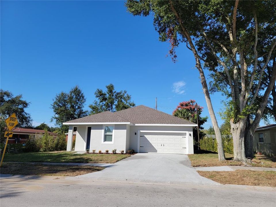 Recently Sold: $272,400 (4 beds, 2 baths, 1595 Square Feet)