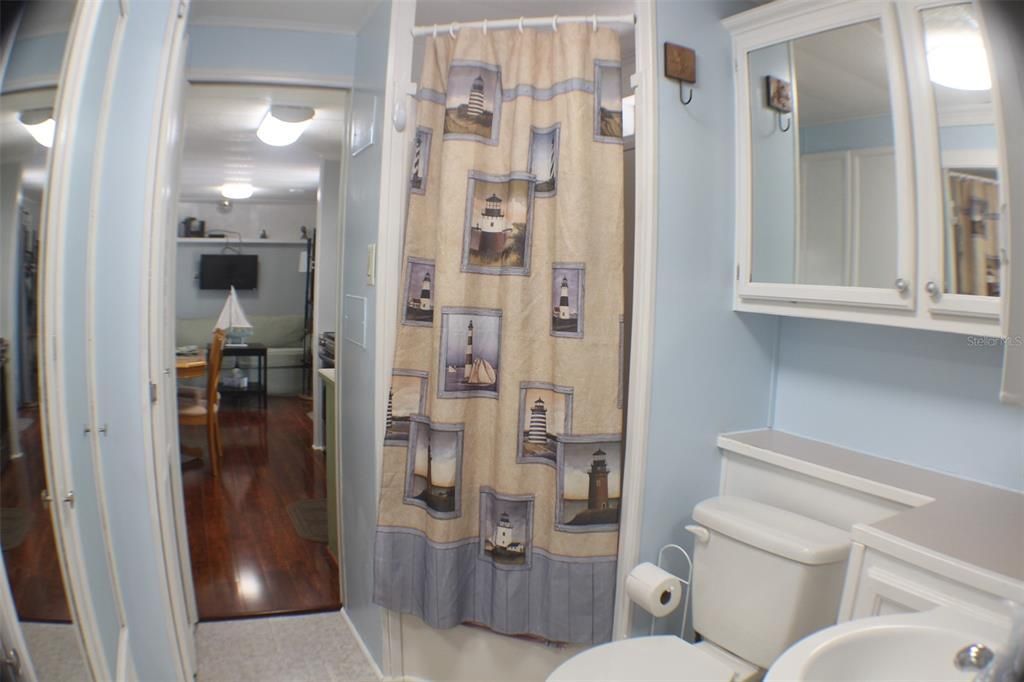 Recently Sold: $180,000 (1 beds, 1 baths, 400 Square Feet)