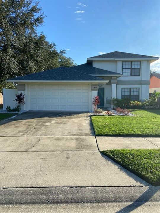 Recently Sold: $325,000 (3 beds, 2 baths, 1577 Square Feet)