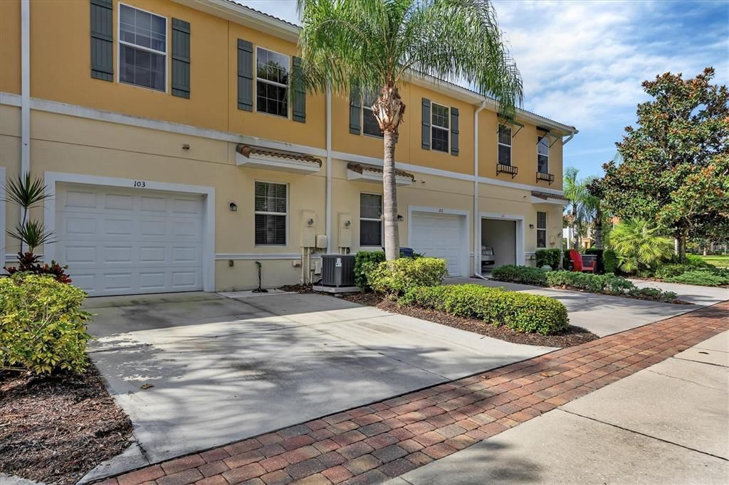 Recently Sold: $344,900 (3 beds, 2 baths, 1661 Square Feet)
