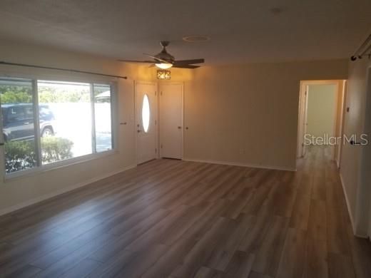 Recently Rented: $2,800 (3 beds, 2 baths, 1403 Square Feet)