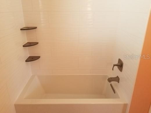 最近租的: $2,800 (3 贝兹, 2 浴室, 1403 平方英尺)