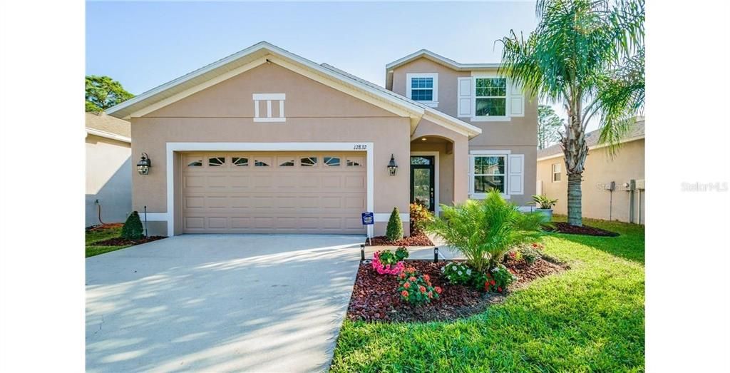 Recently Sold: $355,648 (4 beds, 3 baths, 2569 Square Feet)