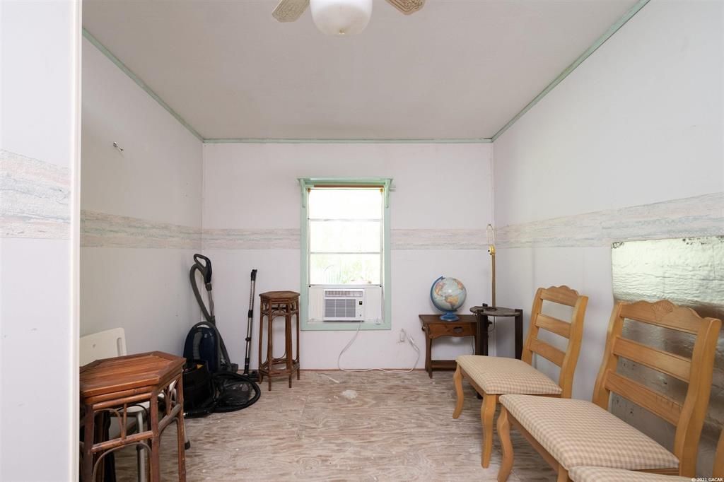Recently Sold: $84,999 (2 beds, 2 baths, 1914 Square Feet)