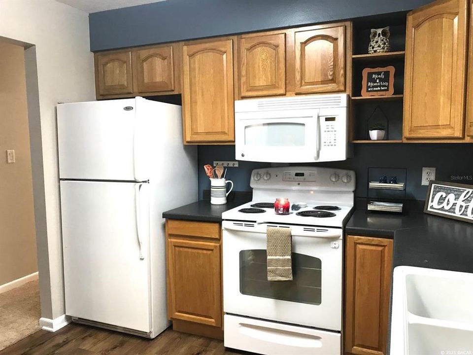Recently Sold: $149,900 (3 beds, 1 baths, 1182 Square Feet)