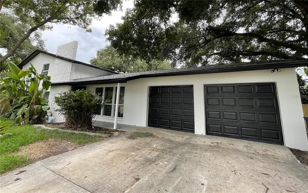 Recently Sold: $439,900 (4 beds, 3 baths, 1969 Square Feet)