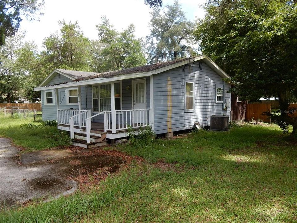 Recently Sold: $110,000 (3 beds, 1 baths, 1092 Square Feet)