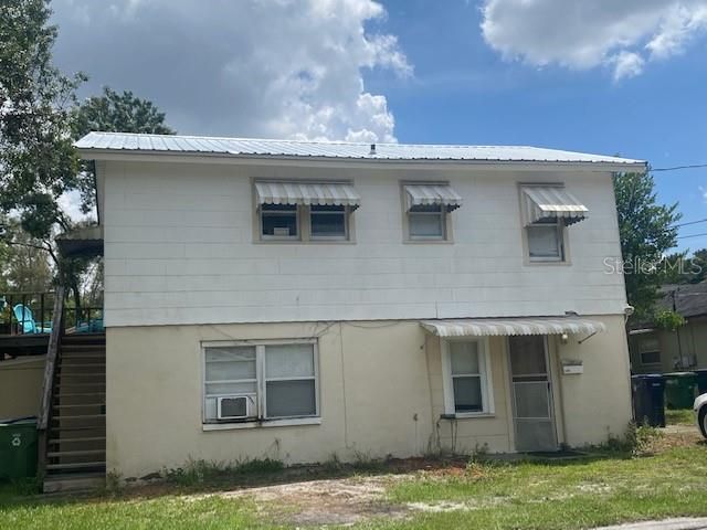 Recently Sold: $275,000 (4 beds, 2 baths, 1500 Square Feet)