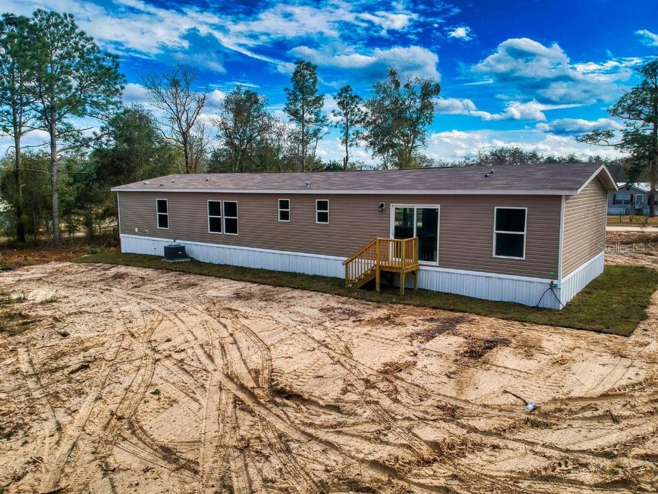 Vendido Recientemente: $197,500 (4 camas, 2 baños, 2128 Pies cuadrados)