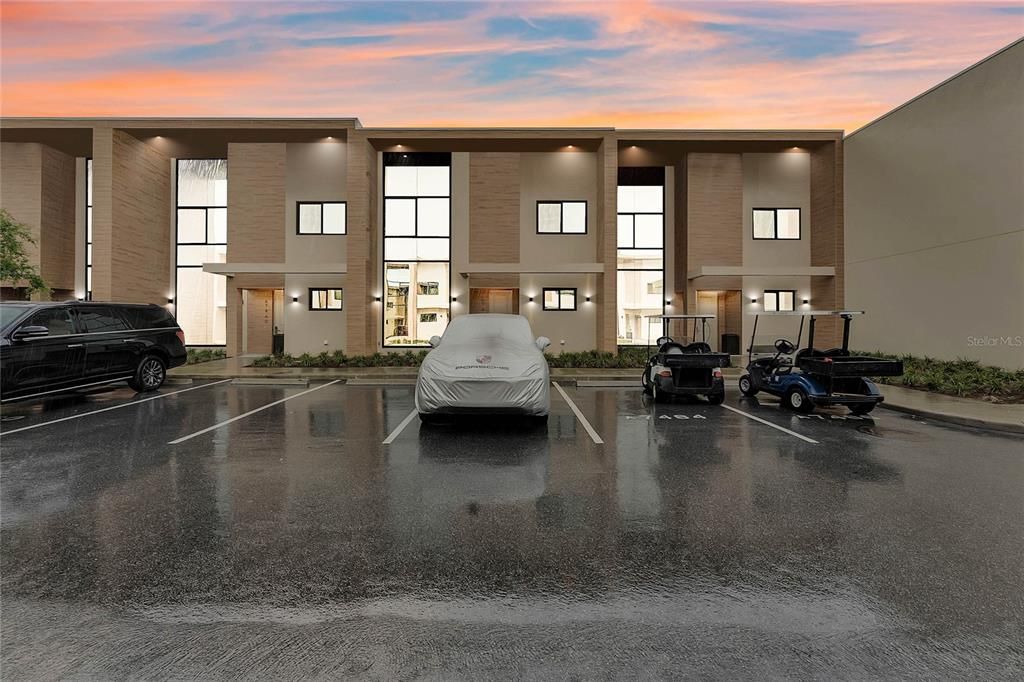 Recently Sold: $459,000 (4 beds, 4 baths, 2356 Square Feet)