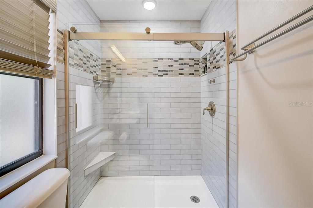 最近售出: $474,900 (3 贝兹, 2 浴室, 1967 平方英尺)