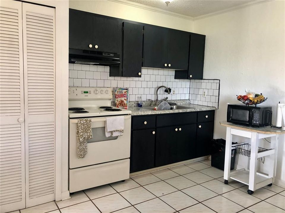 Recently Sold: $58,000 (2 beds, 1 baths, 844 Square Feet)