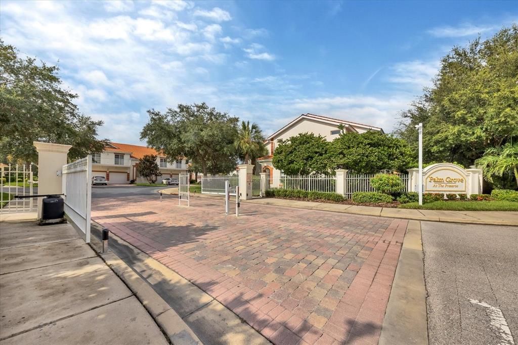 Recently Sold: $260,000 (2 beds, 2 baths, 1348 Square Feet)