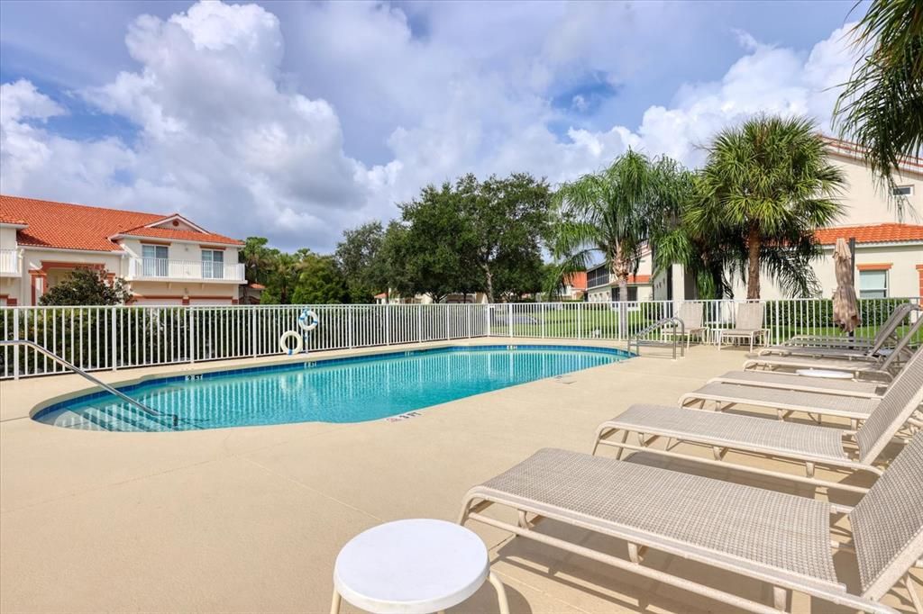 Recently Sold: $260,000 (2 beds, 2 baths, 1348 Square Feet)