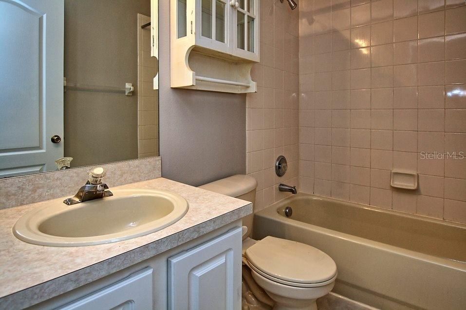 Недавно арендовано: $2,350 (4 спален, 3 ванн, 2369 Квадратных фут)