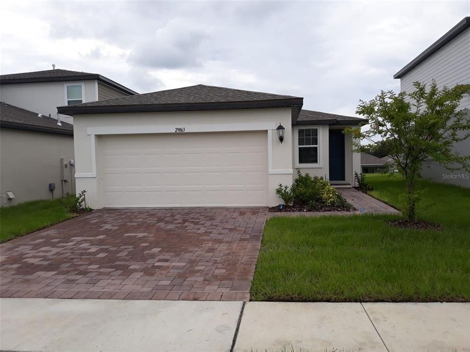 Recently Sold: $240,415 (3 beds, 2 baths, 1269 Square Feet)