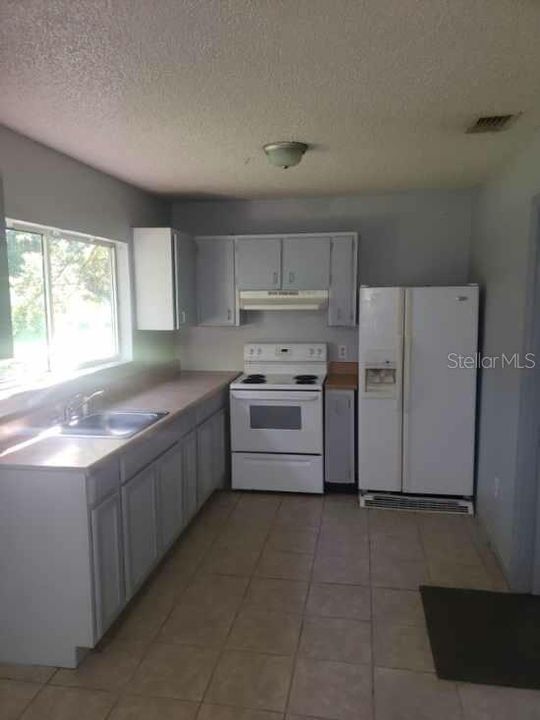Recently Rented: $1,000 (3 beds, 2 baths, 1016 Square Feet)