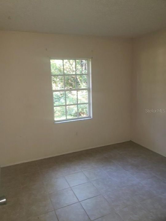 Recently Rented: $1,000 (3 beds, 2 baths, 1016 Square Feet)