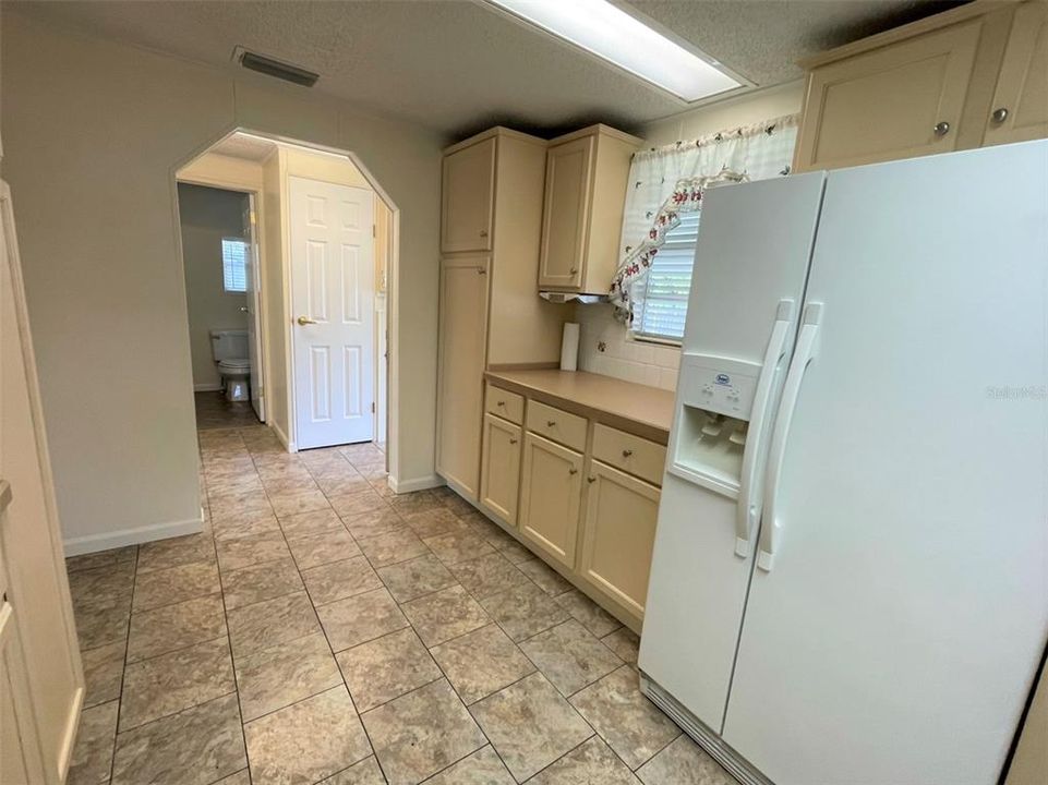 Recently Sold: $179,900 (3 beds, 1 baths, 1303 Square Feet)