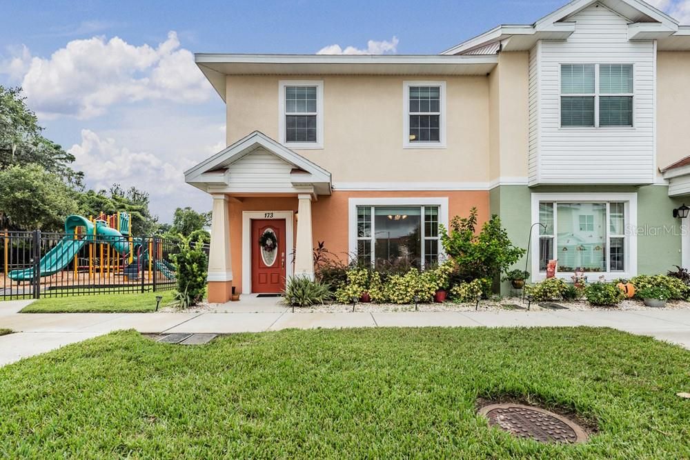 Vendido Recientemente: $219,900 (3 camas, 2 baños, 1764 Pies cuadrados)