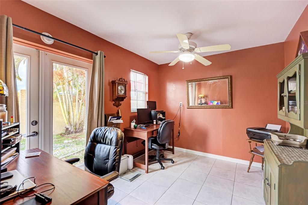 Recently Sold: $245,500 (2 beds, 2 baths, 1487 Square Feet)
