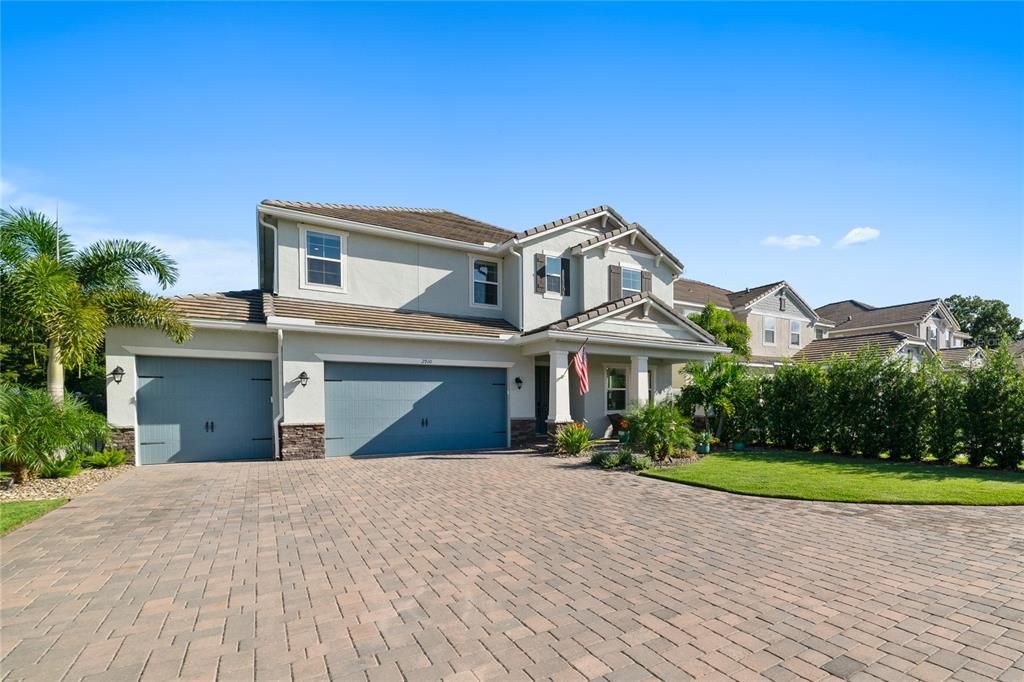 Recently Sold: $1,495,000 (5 beds, 4 baths, 3652 Square Feet)