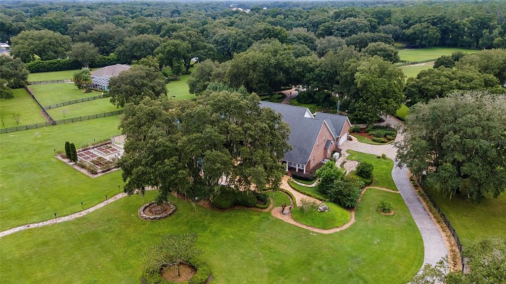 Recently Sold: $1,650,000 (6 beds, 5 baths, 6200 Square Feet)