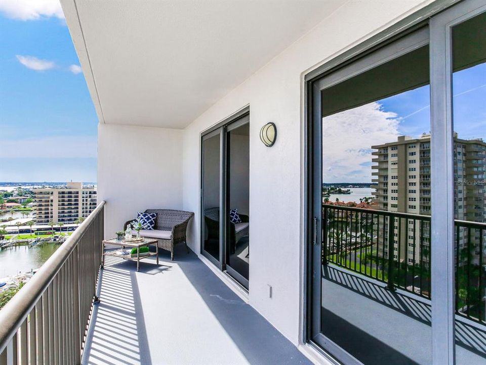Recently Sold: $1,125,000 (2 beds, 2 baths, 1840 Square Feet)