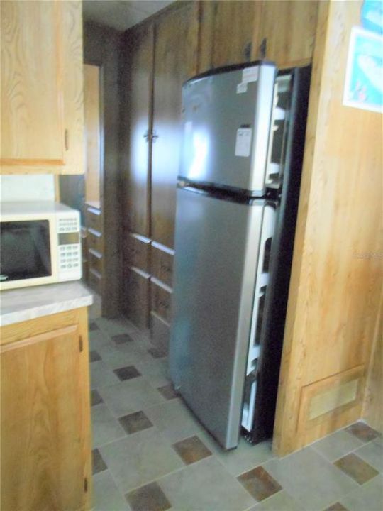Recently Sold: $50,000 (1 beds, 1 baths, 748 Square Feet)