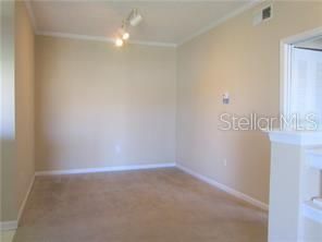 Recently Rented: $1,095 (1 beds, 1 baths, 869 Square Feet)